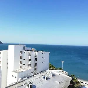 Rodadero, Con Vista Al Mar Santa Marta (Magdalena)